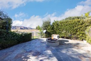 Site 560 Massive Sunset Lot with Fireplace and Fire pit with washer/dryer and Flagstone Drive
